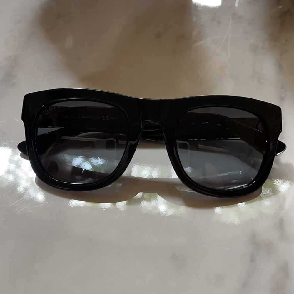 Gucci authentic sunglasses